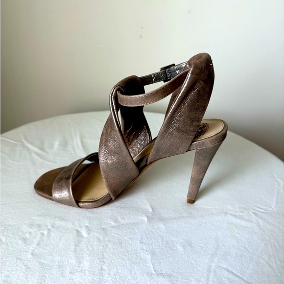 Vince Camuto Kalintie Leather Sandals - Picture 5 of 7